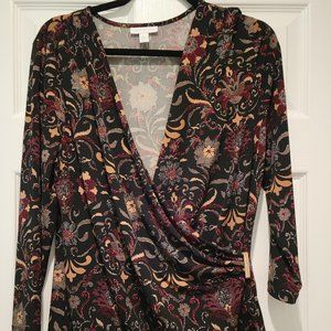 Charter Club Floral Top; Criss-Cross Front; Size Large